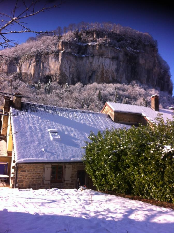 Les Trois Cloches Bed and Breakfast Baume-les-Messieurs Eksteriør billede